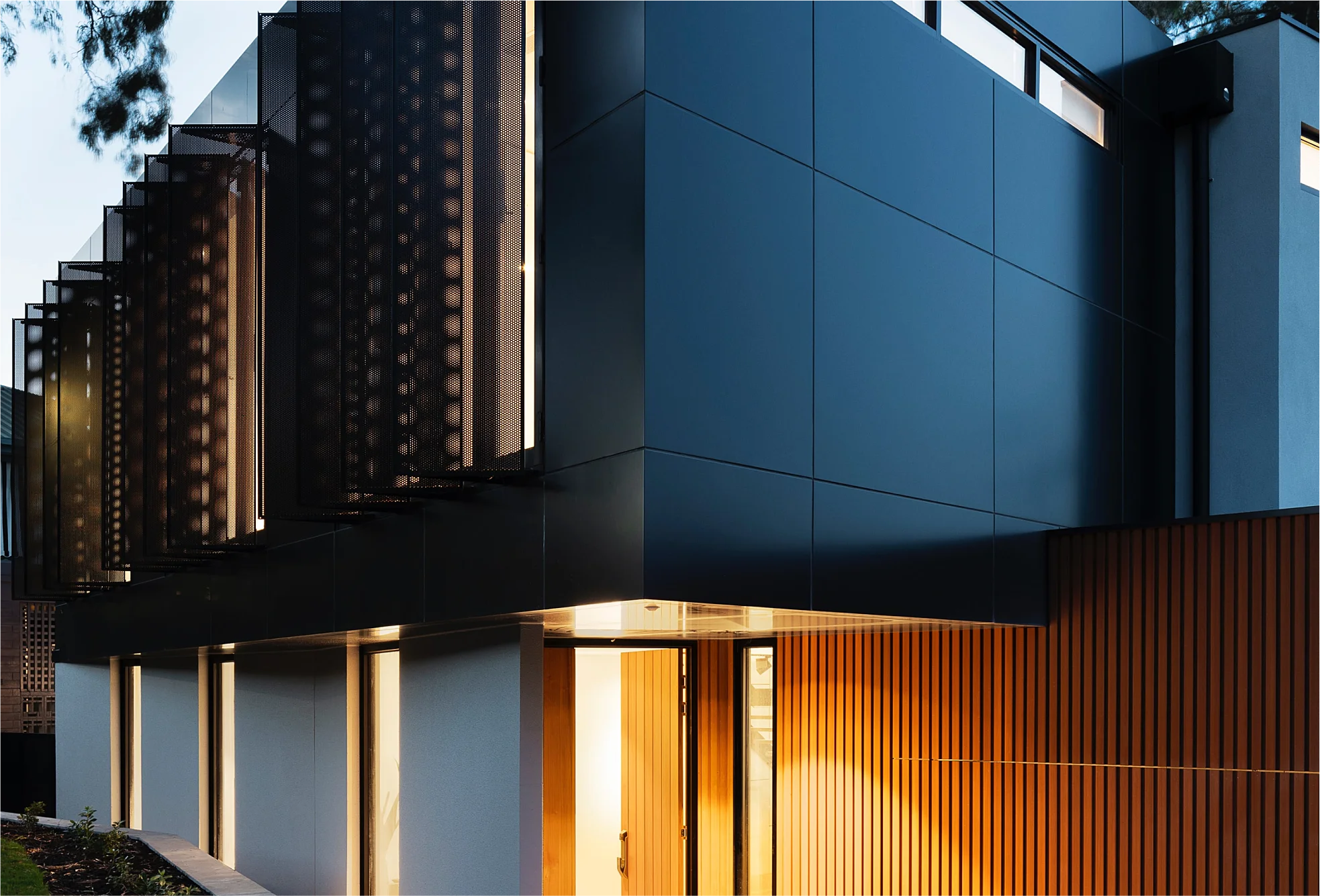 Olivier Ermakastar Crea Patrimoine Office Concept